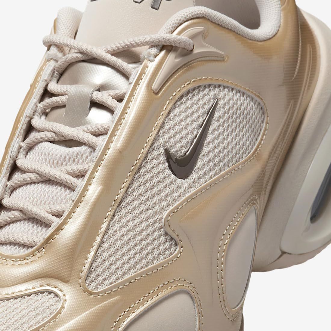  ナイキ エア マックス ミューズ W AIR MAX MUSE デザートサンド|サンドドリフト|メタリックシルバー|メタリックピューター FV 1920-005 24.0 cm トレイルランニングシューズ アウトドアシューズ