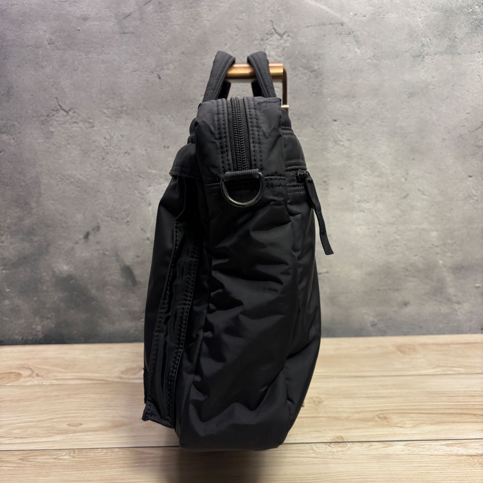 ヘッドポーター ブラックビューティー PCケース / RAMIDUS 藤原ヒロシ 藤原ヒロシの「フラグメント」×「ラミダス」からパスポートケースが