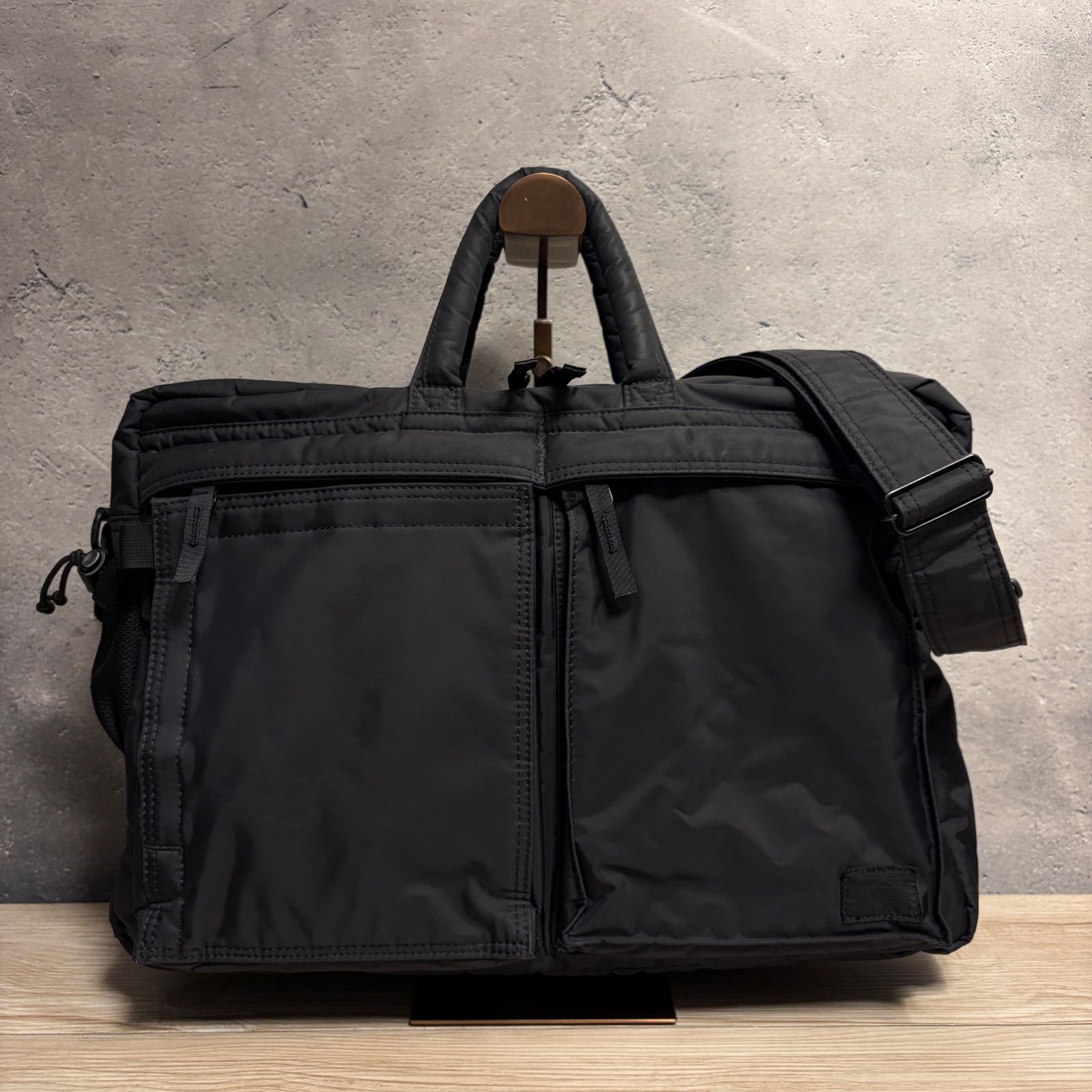 HEADPORTER ヘッドポーター ショルダー ブラックビューティー 星 美品 ヘッドポーター HEAD PORTER ブラックビューティー BLACK BEAUTY タグ