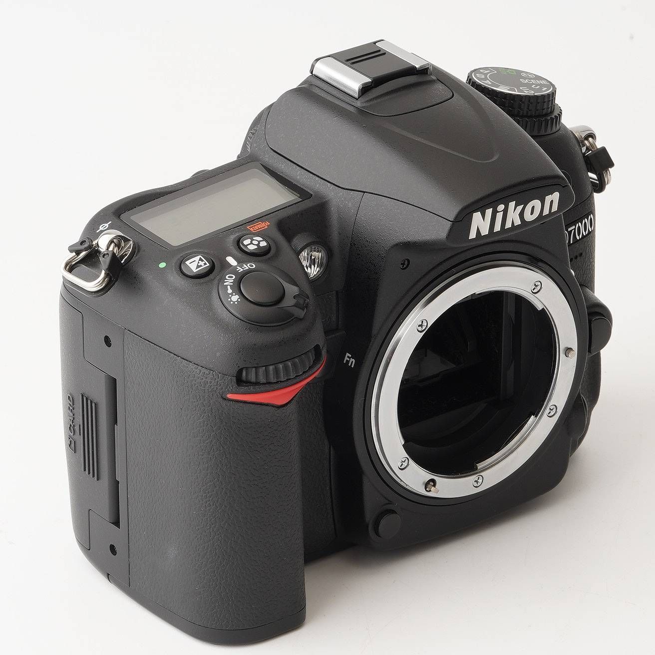 ニコン Nikon D7000 ボディ デジタル一眼レフカメラ (シャッター