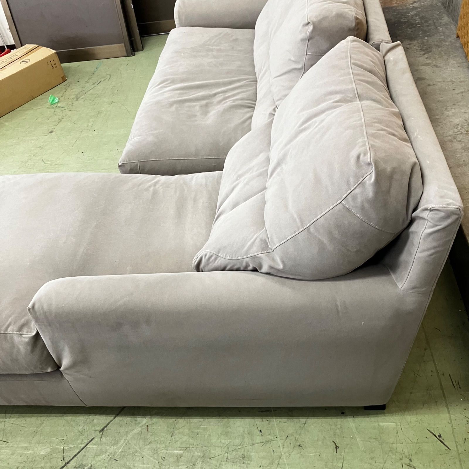 値下げ交渉可能】IDC L字ファブリックカウチソファ 3人がけソファ 直接