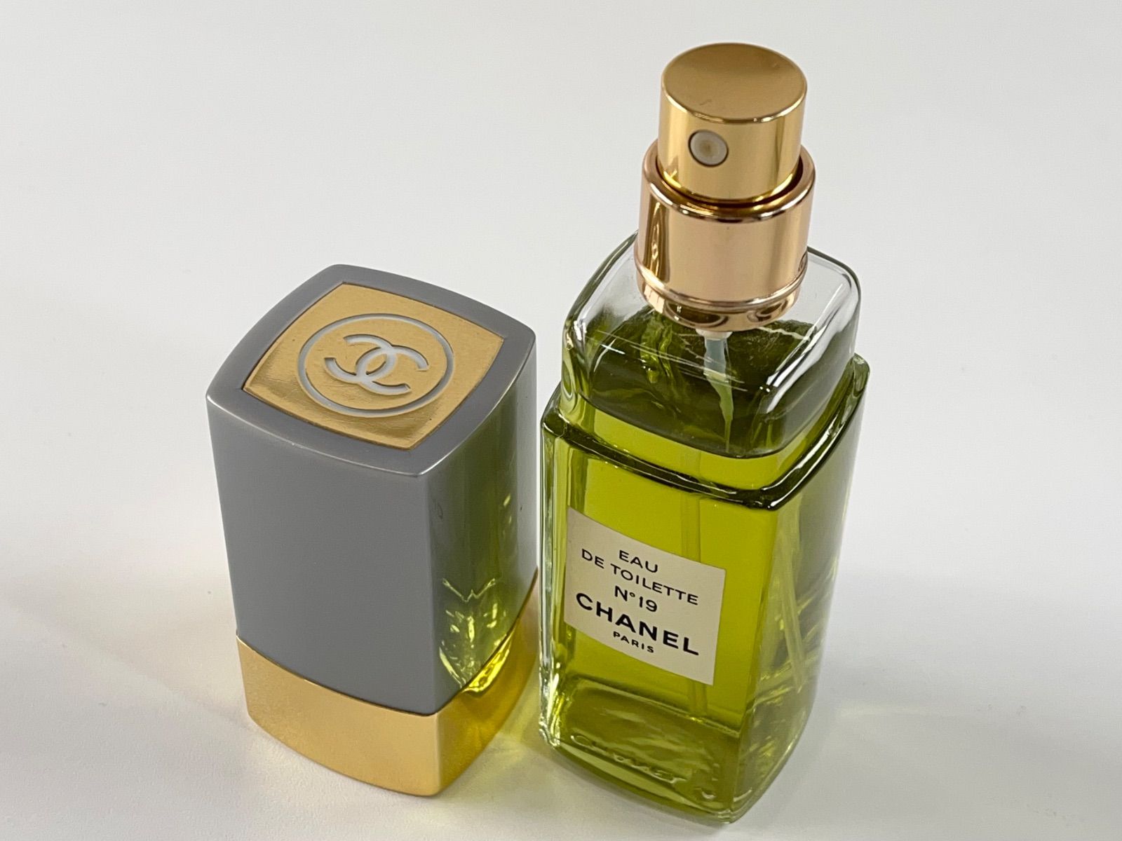 ☆残量多 2本 まとめ売り CHANEL N°19 シャネル ナンバー19