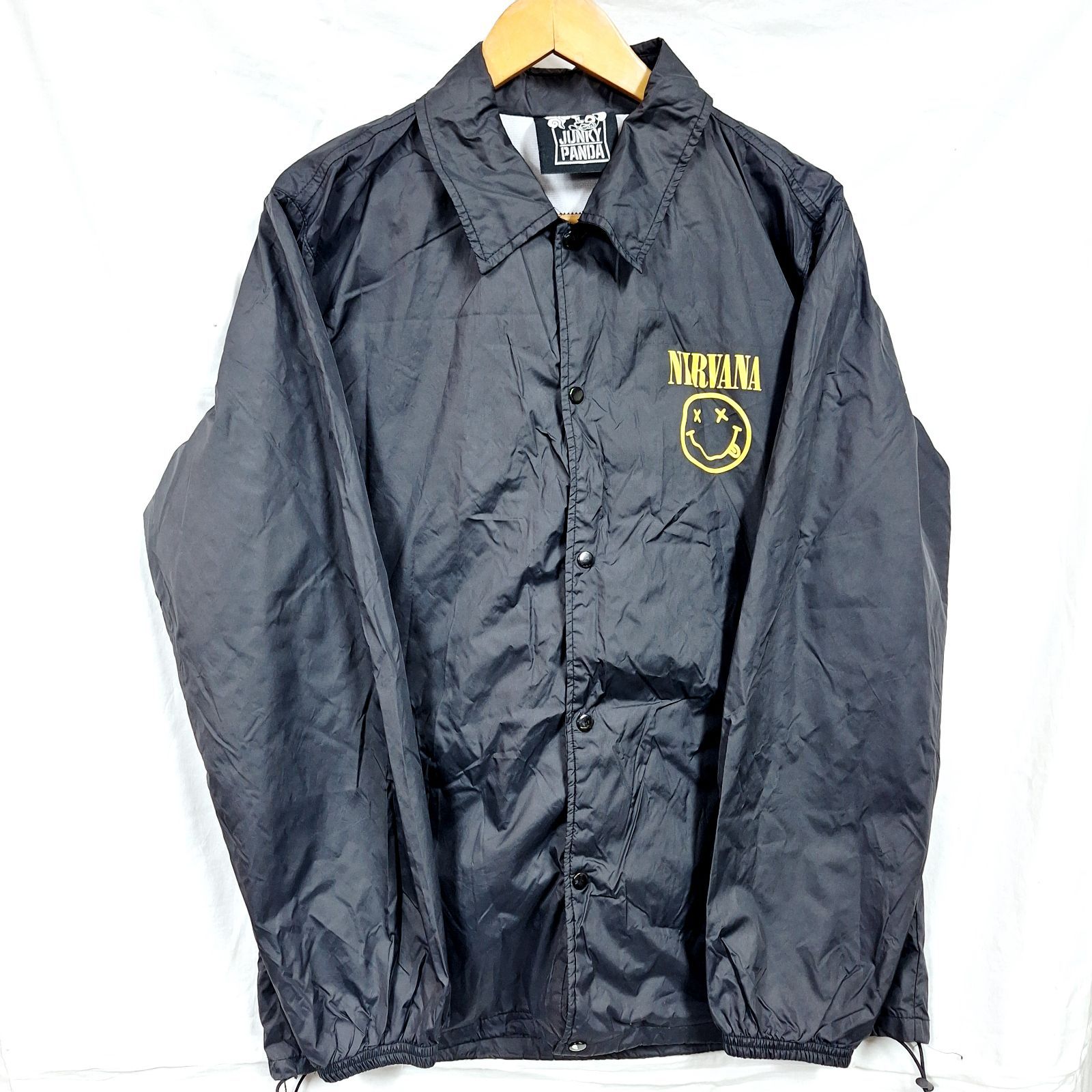 NIRVANA コーチジャケット JUNKY PANDA ブラック L グランジ 中古☆NIRVANA コーチジャケット JUNKY PANDA ブラック Lサイズ