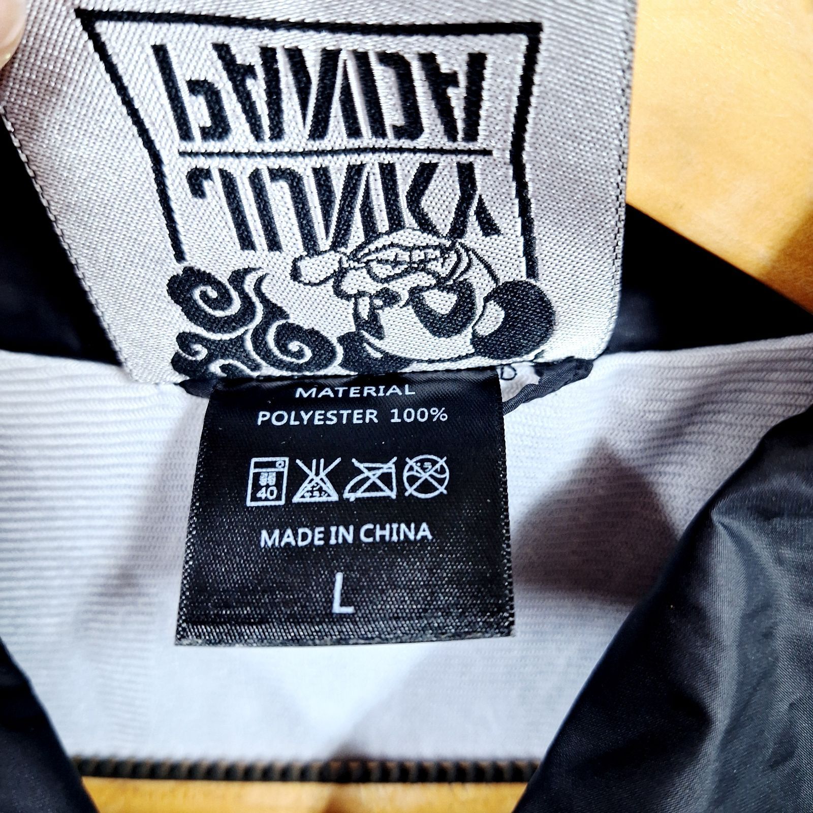 NIRVANA コーチジャケット JUNKY PANDA ブラック L グランジ NIRVANA コーチジャケット JUNKY PANDA ブラック Lサイズ