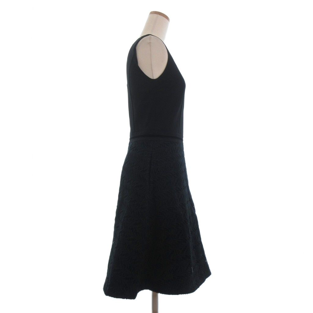 フォクシーニューヨーク FOXEY NEW YORK タグ付き ノースリーブ