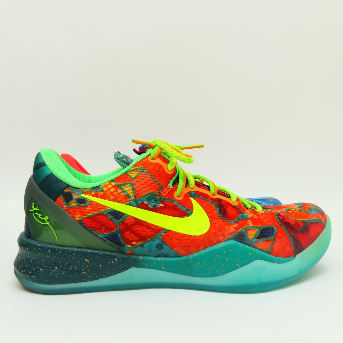 最終値下げ Nike Kobe 8 Protro バスケットボール界のスーパースターを 