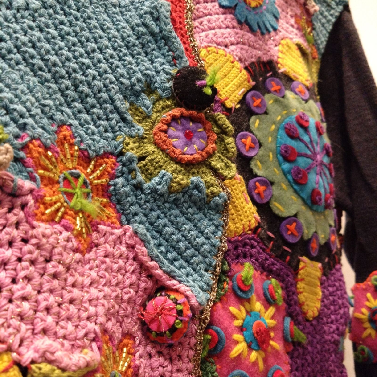 M*i様 OLLEBOREBLA アルベロベロ　カットソー　お花とブタさん　グレ アルベロベロ OLLEBOREBLA オレボレブラ ブタさん おはな 花柄