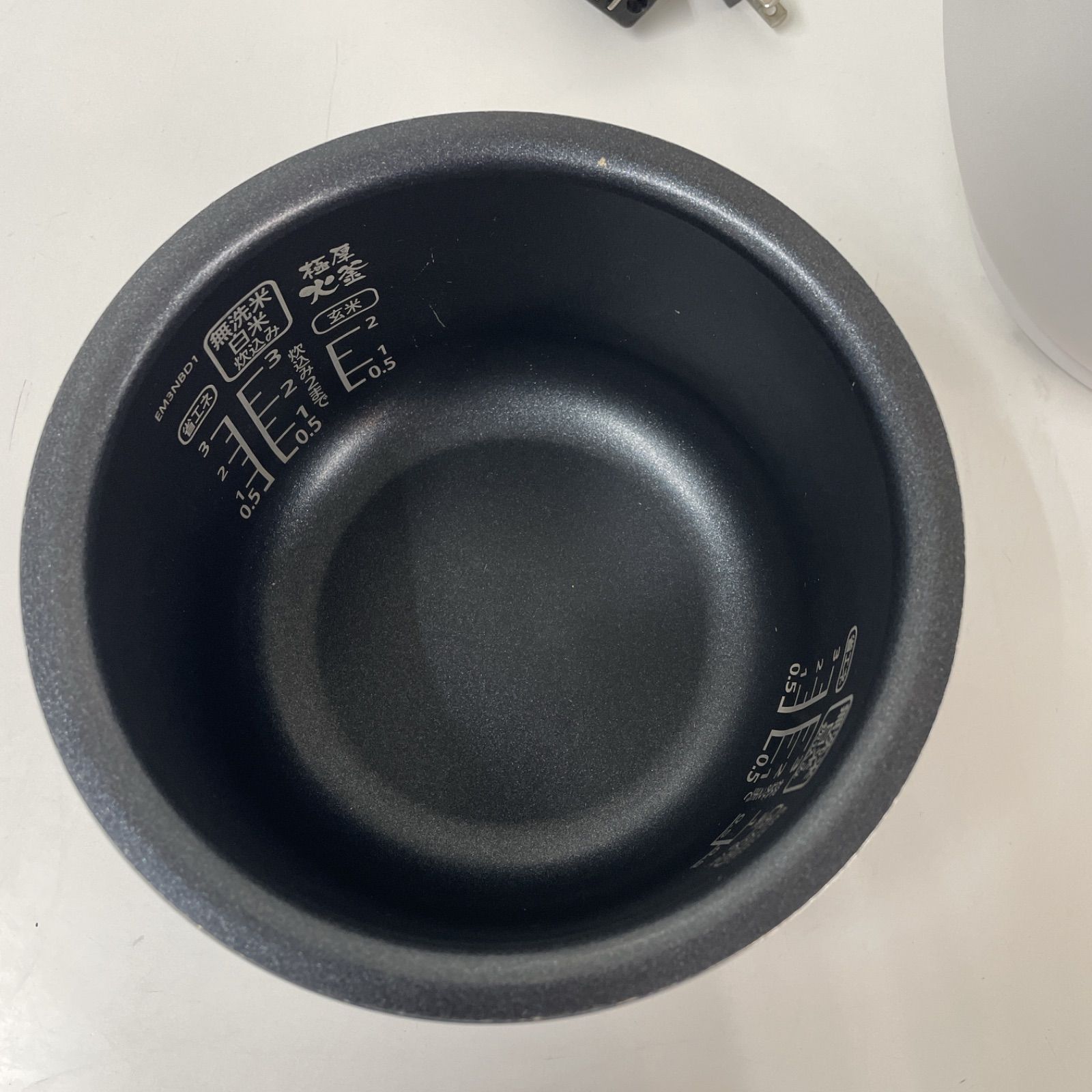 R406 ☀️ アイリスオーヤマ 炊飯ジャー 3合炊き 21年製 RC-MD30