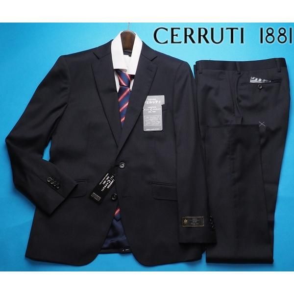 ♠ハッピーゴーレム✨チェルッティ　✨美品　スーツ　高級服地Prestige 新品10.8万円 大手百貨店扱い 秋冬『チェルッティ Prestige 伊製生地