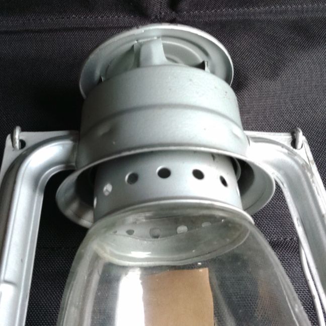 ルーマニア軍実物 オイルランタン