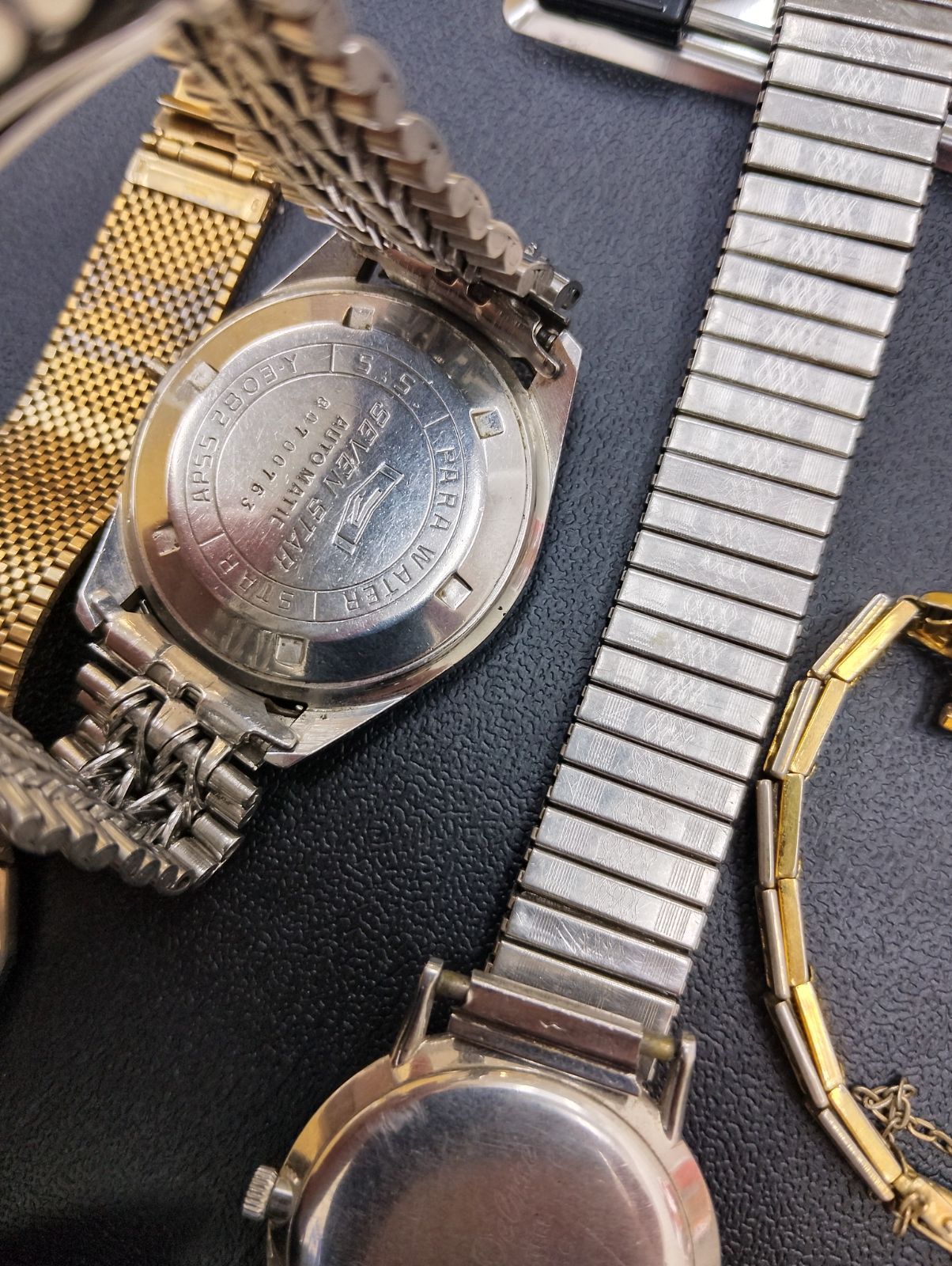 自動巻き クォーツ