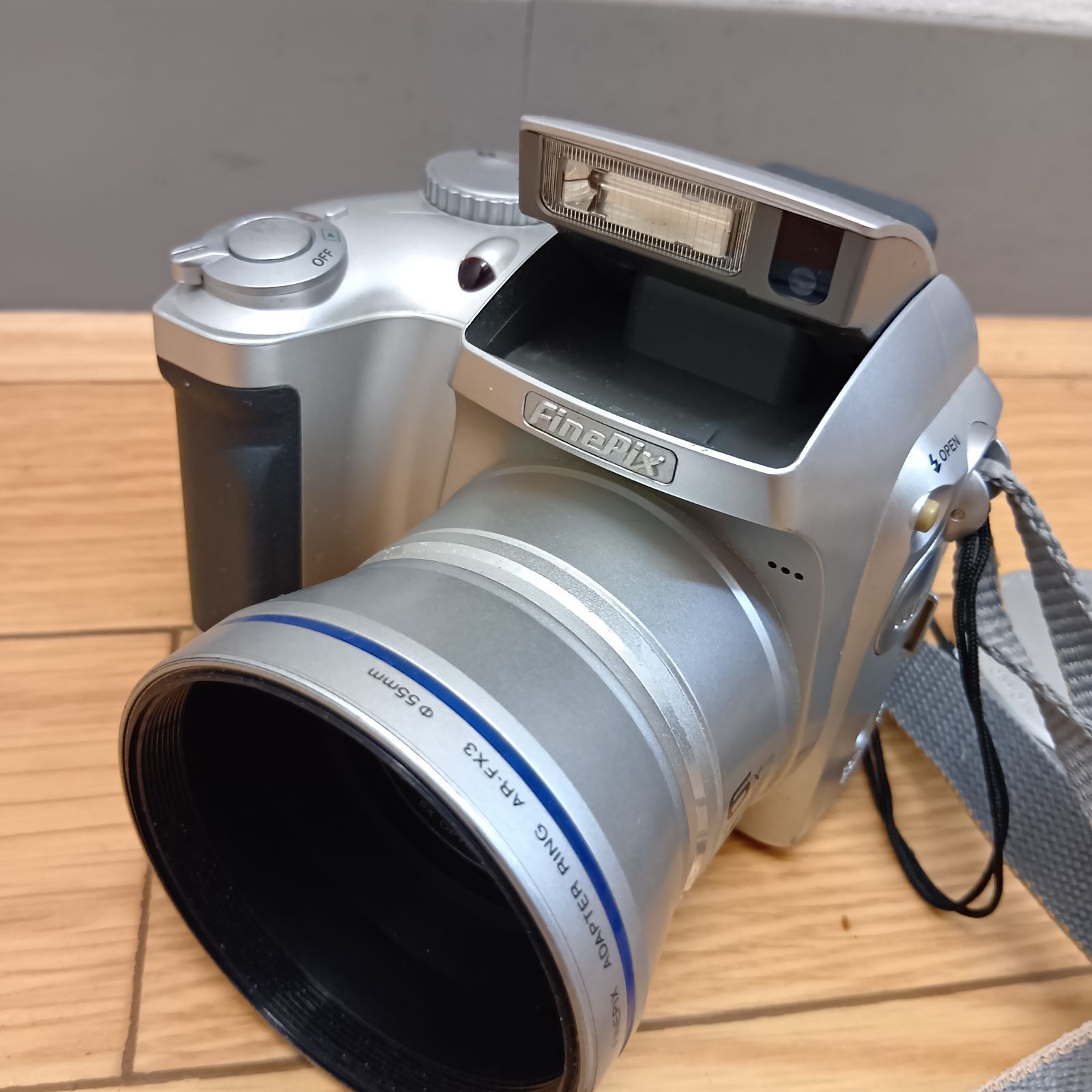 Fuji Finepix S304 シルバーフジフィルム ジャンク品 - メルカリ