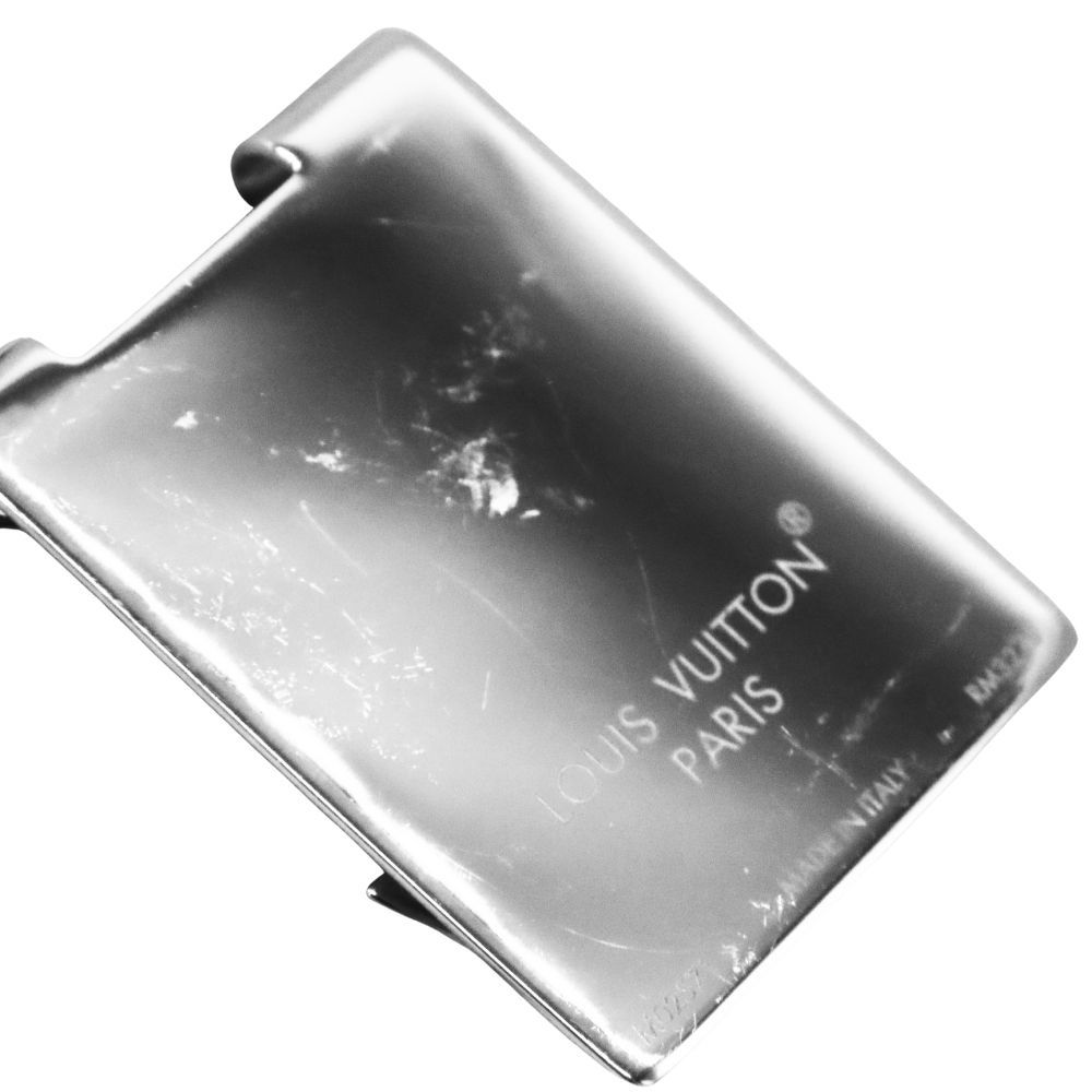 【中古】Louis Vuitton ルイヴィトン M02571 シルバー マネークリップ・モノグラムロウ シグネチャー LVイニシャル ロゴ フラワー スタイリッシュ シンプル メンズ レディース A2600292【無料ギフトラッピング承ります】 中古】Louis Vuitton ルイヴィトン M02571 シルバー マネークリップ