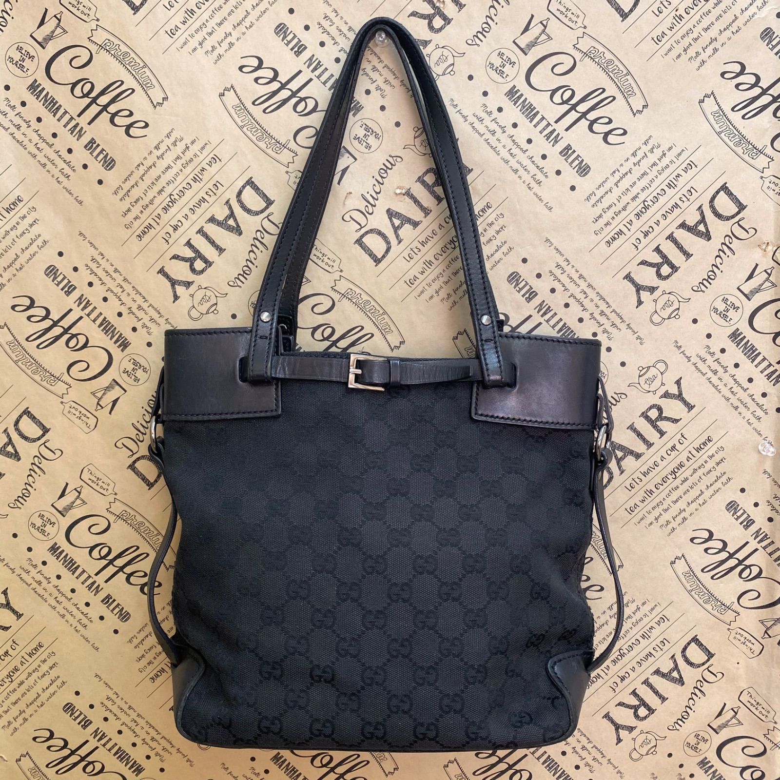 グッチ トート ハンドバッグ GGキャンバス 黒 旅行 ビジネス GA86
