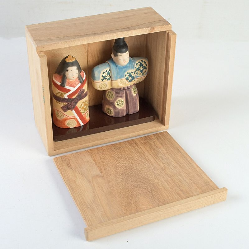 日展作家 北岡秀雄作 北秀窯 伝之雛 茜 立雛 雛人形 共箱 N S616