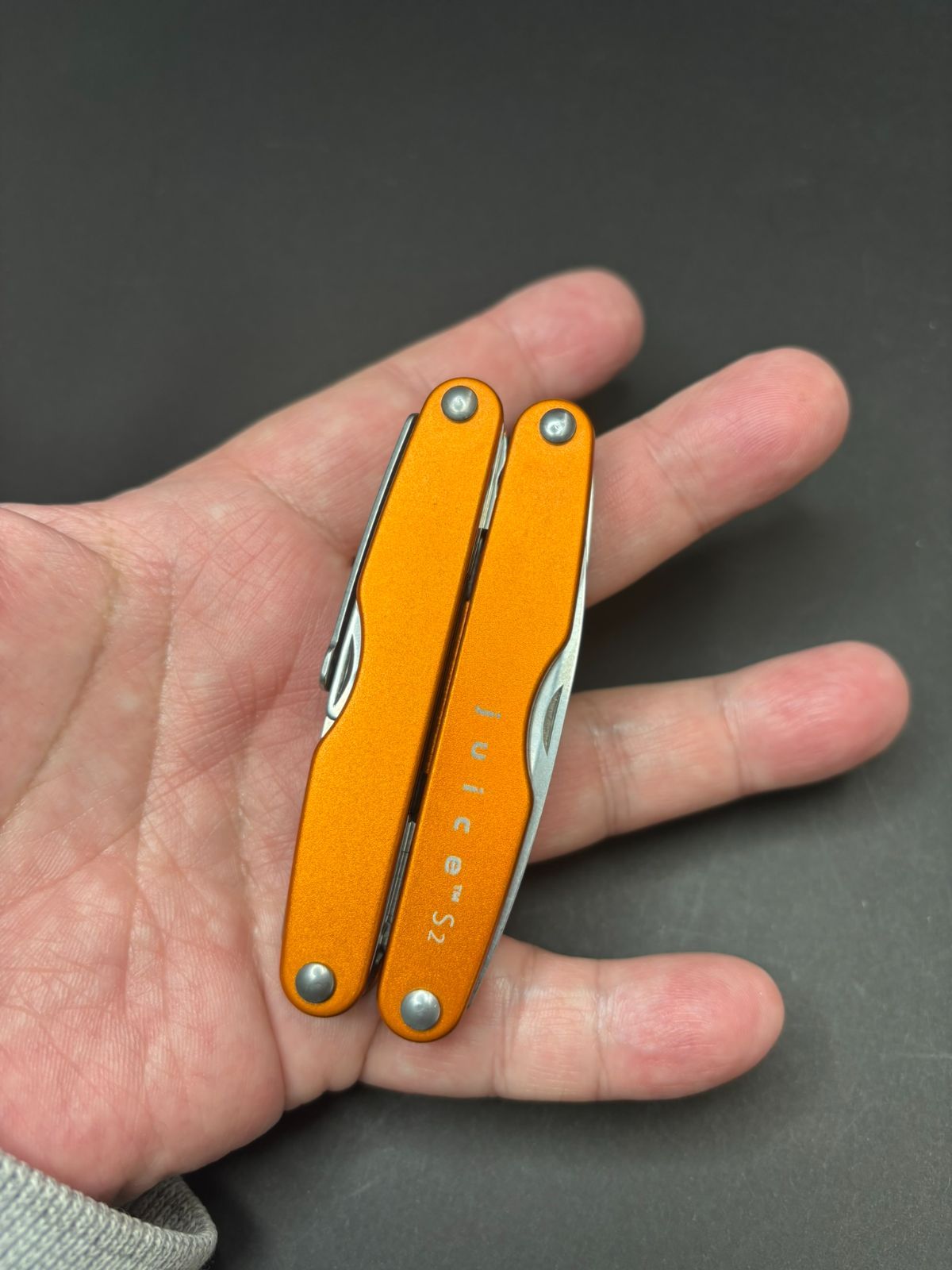 蔵出し未使用新品！LEATHERMAN（レザーマン）マルチツール！juice 
