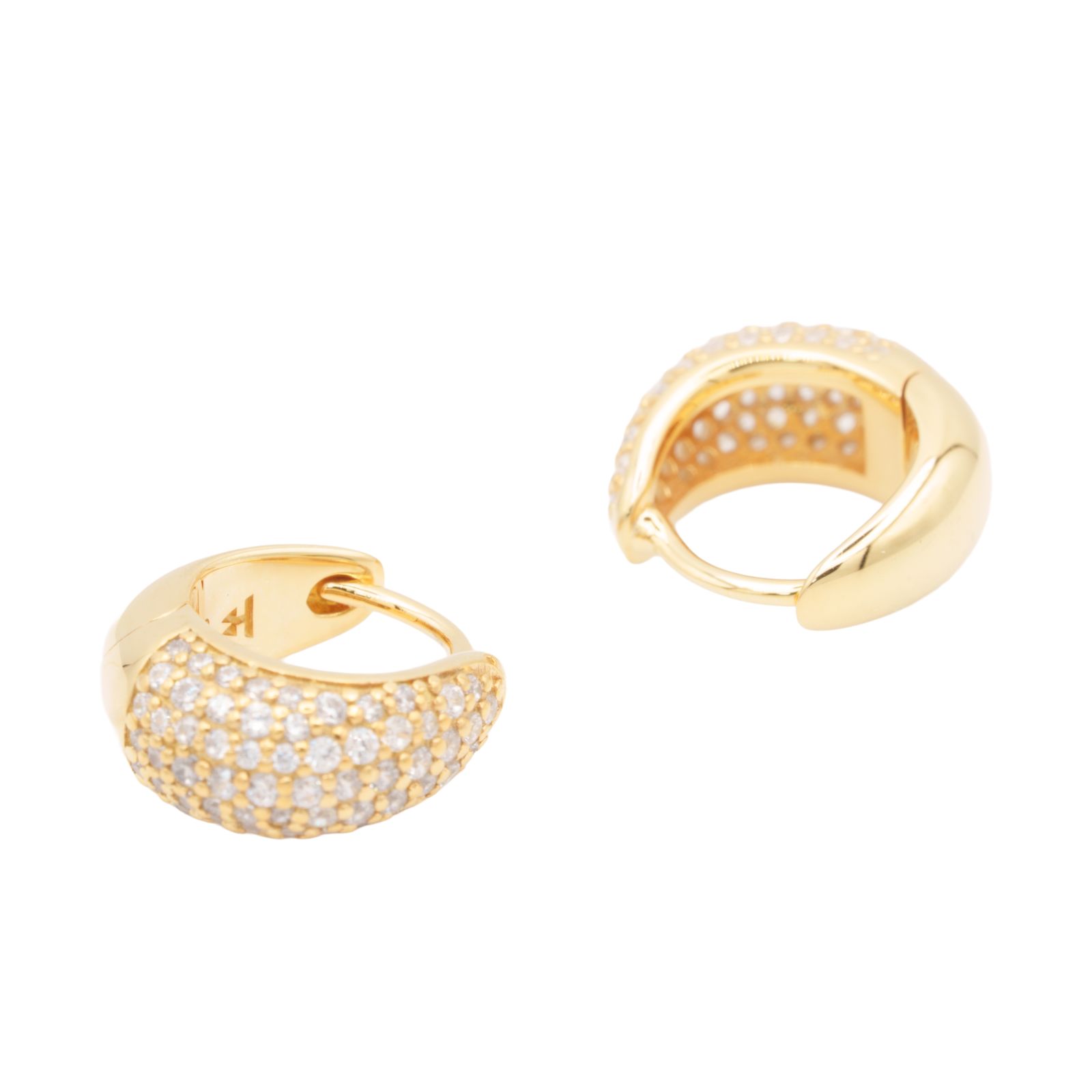 新品】Tom Wood トムウッド Ice Huggies Pave Gold ピアス - メルカリ