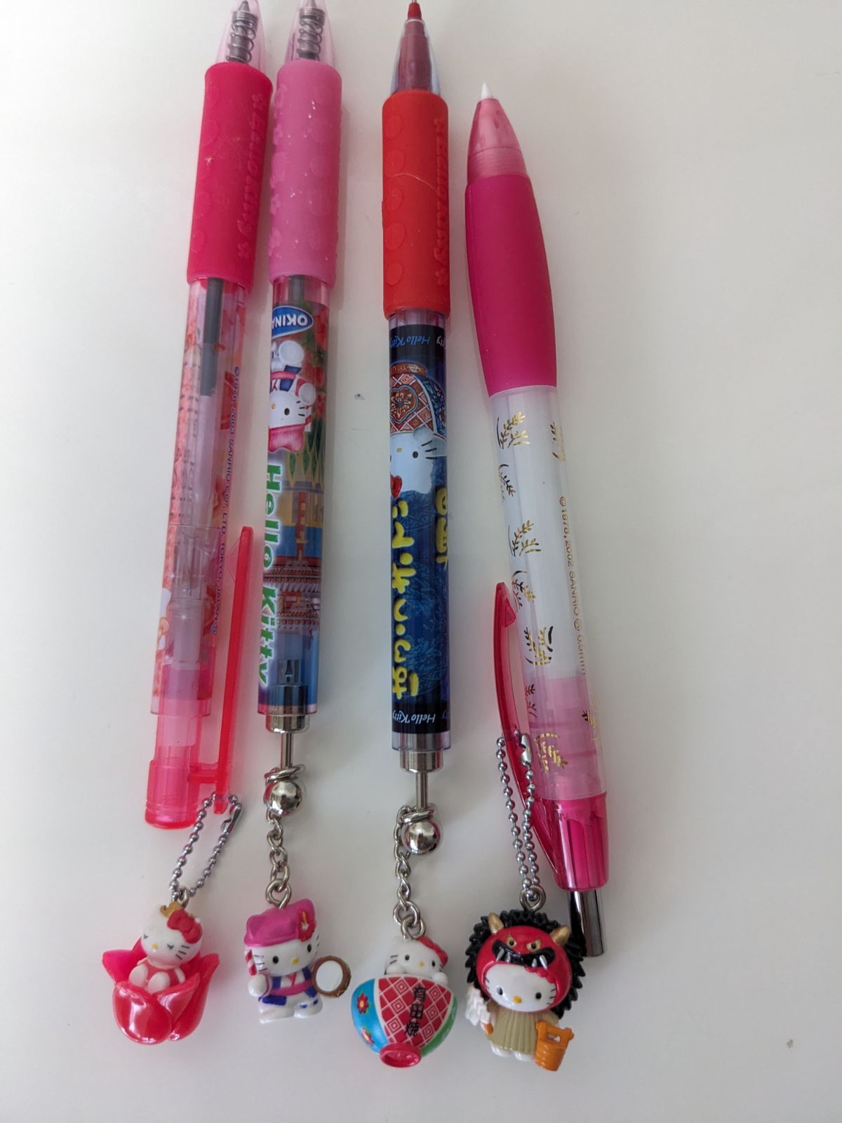 Hello Kitty ボールペン 、シャープペン ご当地16本セット Hello Kittyハローキティご当地ボールペン 16本セット