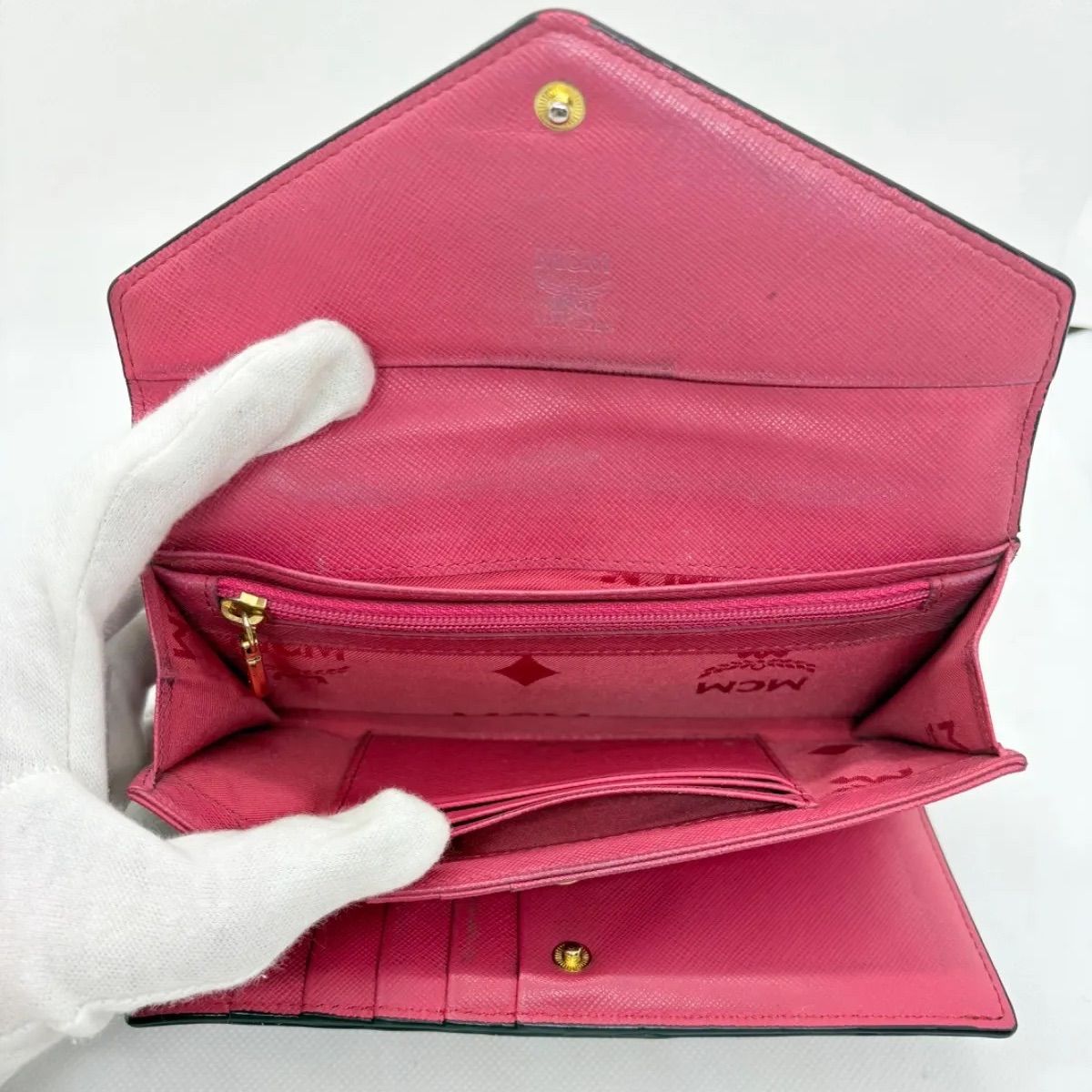 MCM 財布 ピンク ウィメンズ 財布・ウォレット｜MCM（エムシーエム）公式サイト