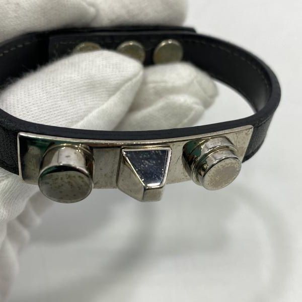 中古】SAINT LAURENT スタッズデザイン レザーブレスレット ブラック