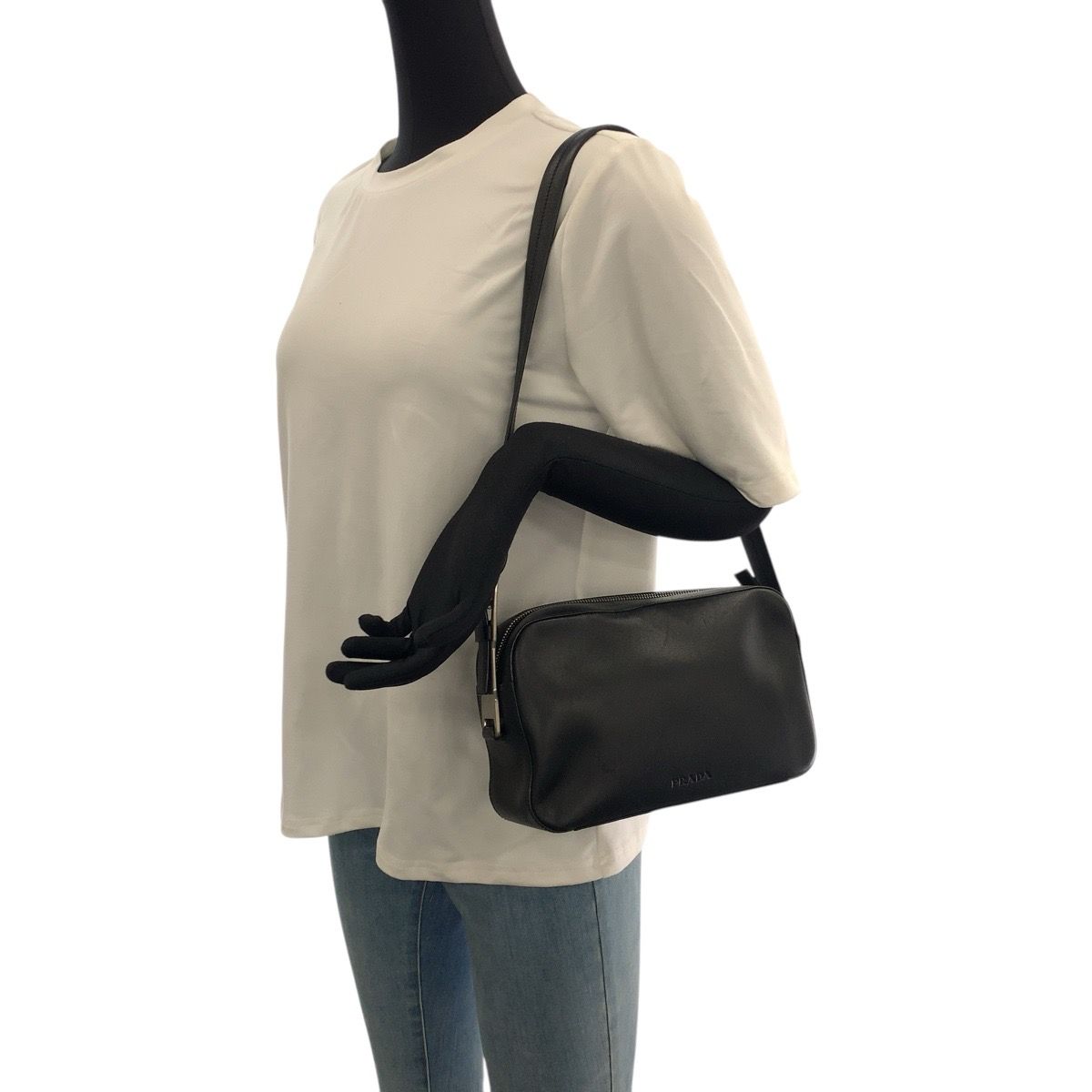 美品 PRADA プラダ ブラック 黒 シルバー金具 レザー ショルダーバッグ