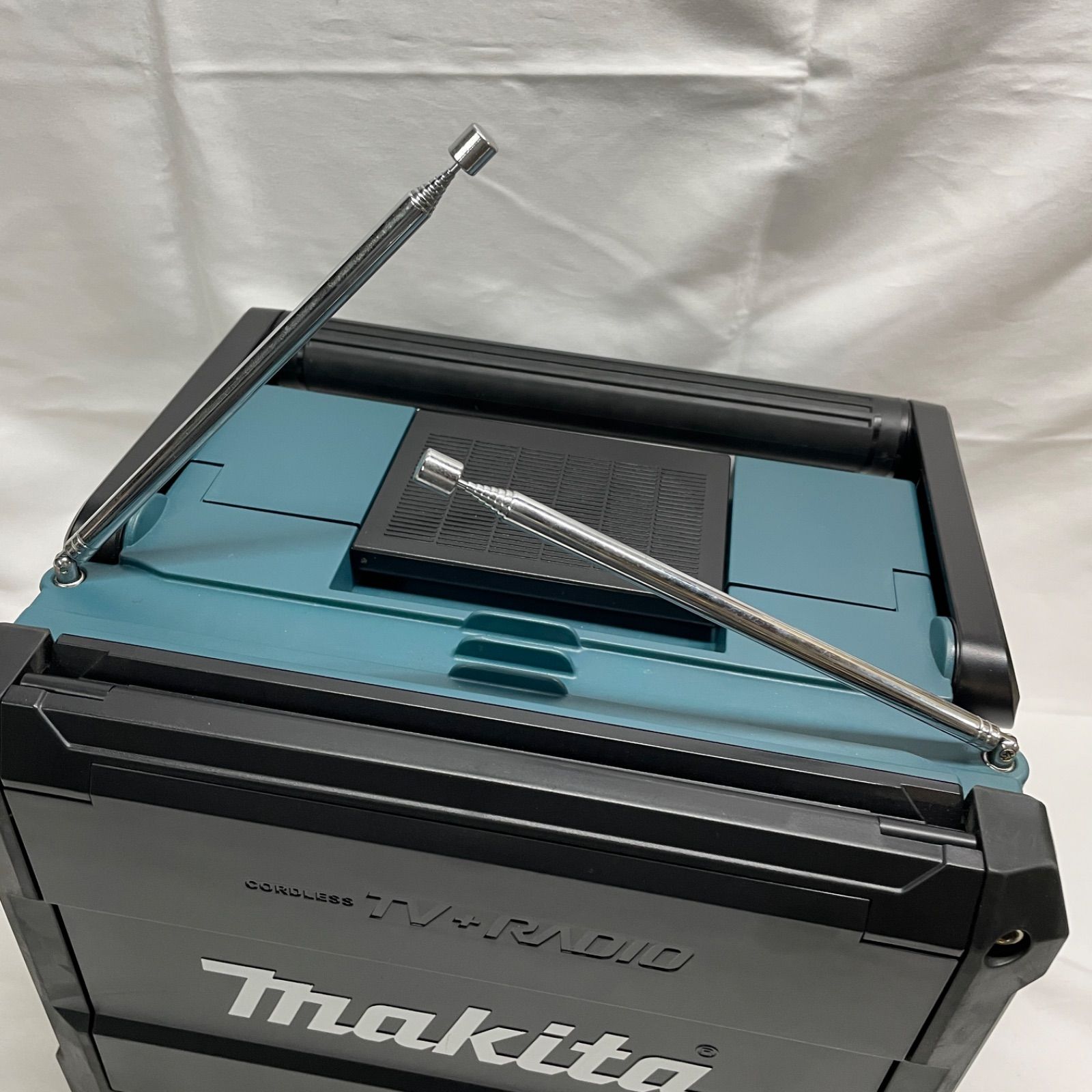◇ makita 充電式 ラジオ付き テレビ [ TV100 ] 【！バッテリー無し 
