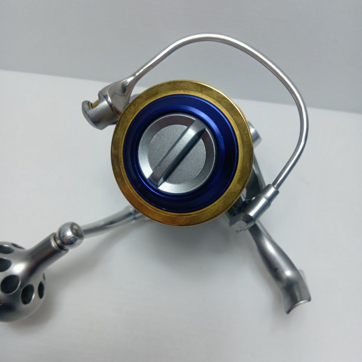 DAIWA ダイワ SALTIGA Z 4500 H キズ有 程度C