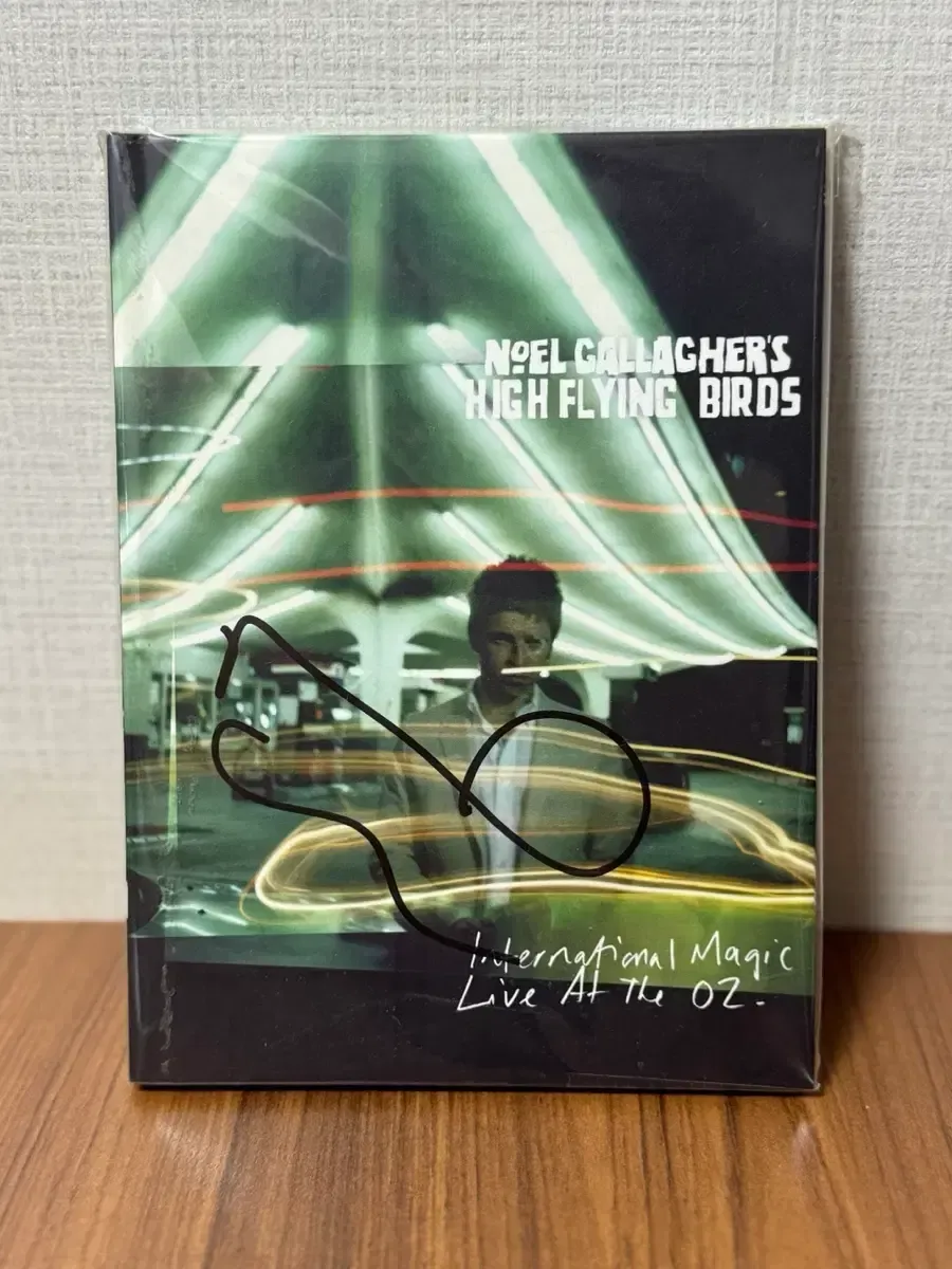 2026年最新】ノエルギャラガー サインの人気アイテム - メルカリ