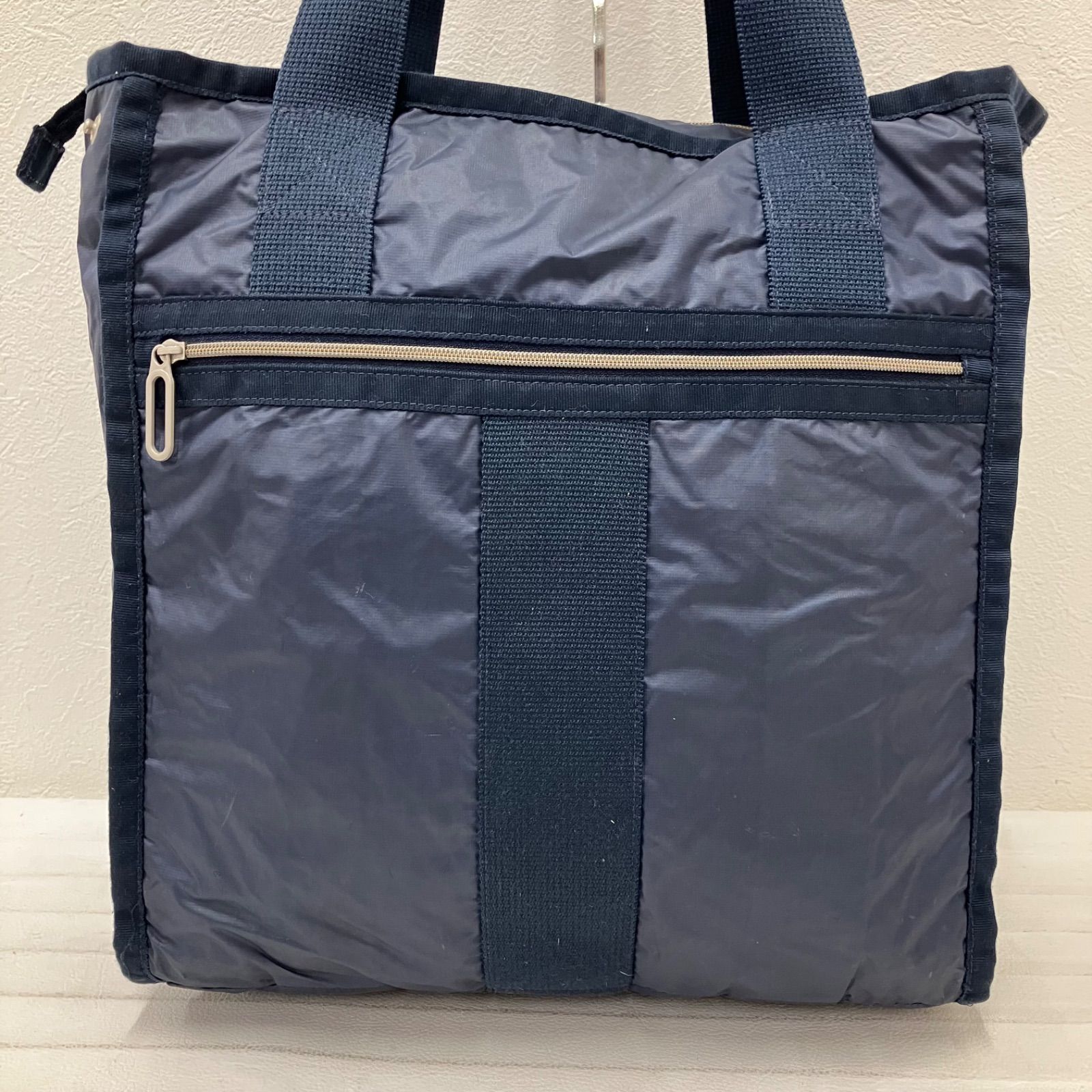8702 LeSportsac レスポートサック トートバッグ エッセンシャル 