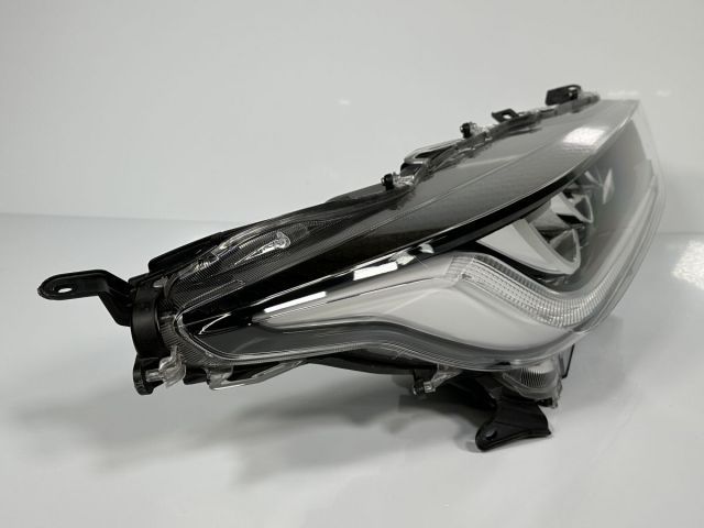 極美品/破損キズなし ヤリス YARIS MXPA10 MXPH10 MXPA15 MXPH15 純正