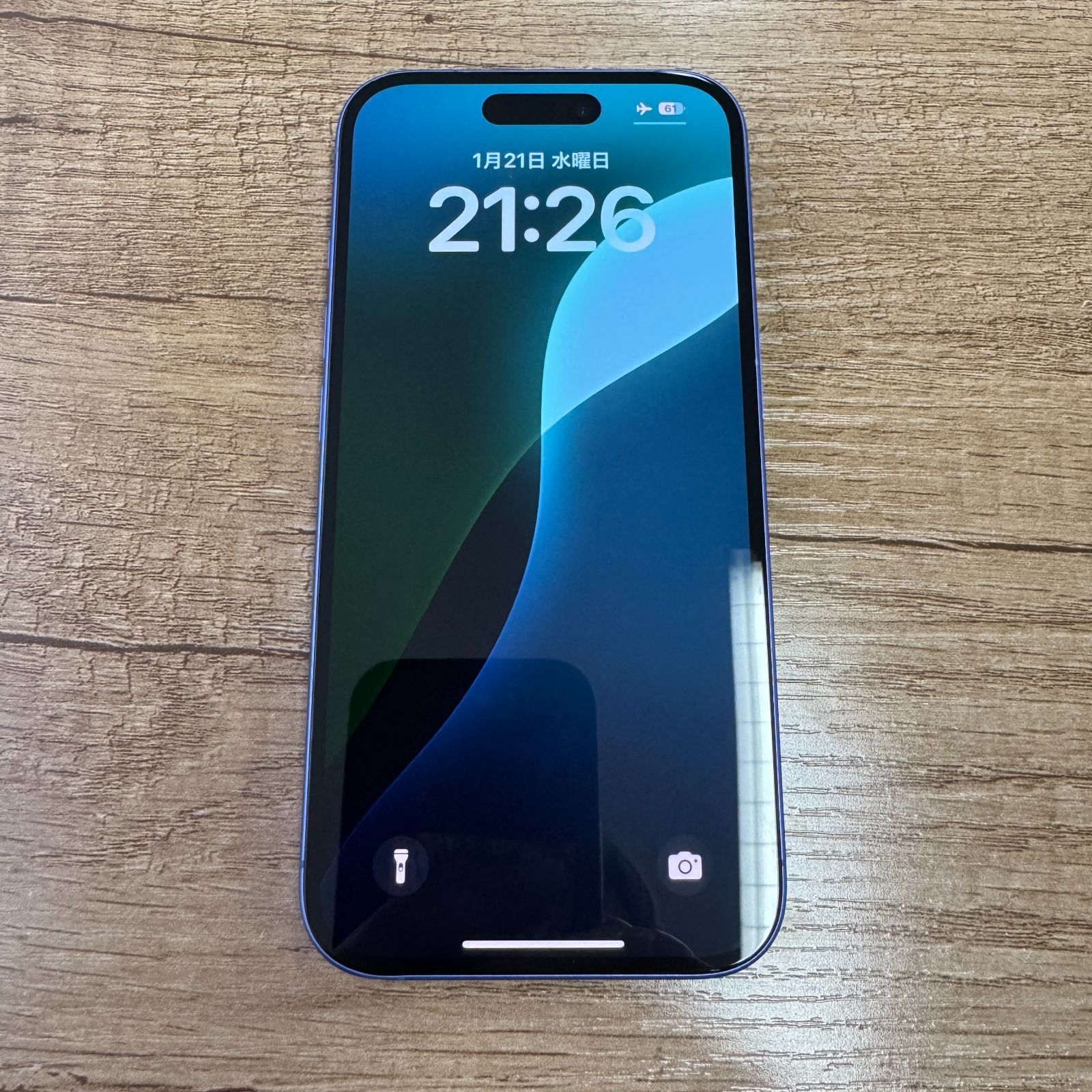 背面割れ】iPhone16 128GB SIMフリー - メルカリ