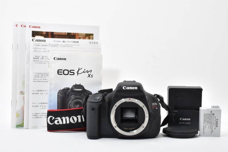 実用美品】Canon キャノン EOS KISS X5 ボディ シャッター数208回と