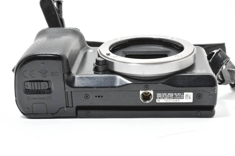実用品】Sony ソニー NEX-7 ボディ 黒 ブラック シャッター数13622枚