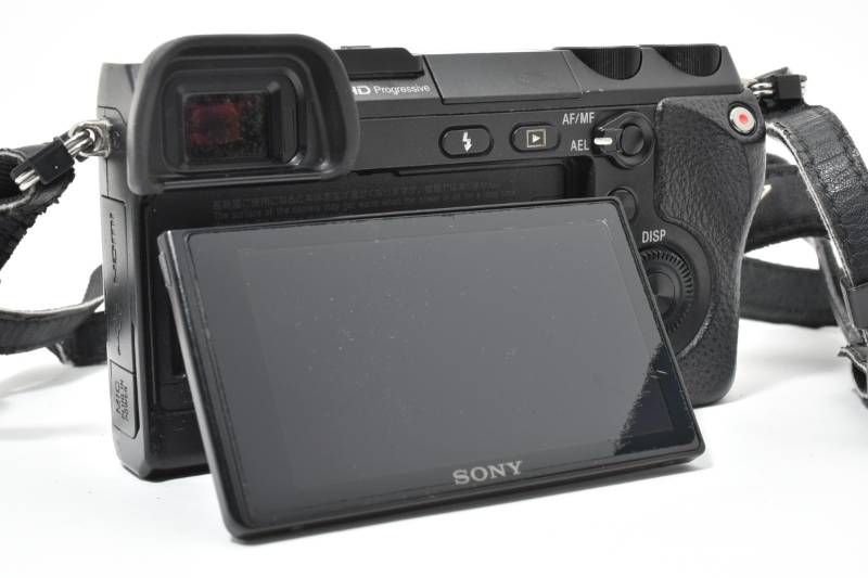 Sony NEX-R ミラーレス一眼　一部付属品付き 実用品】Sony ソニー NEX-7 ボディ 黒 ブラック シャッター数13622枚