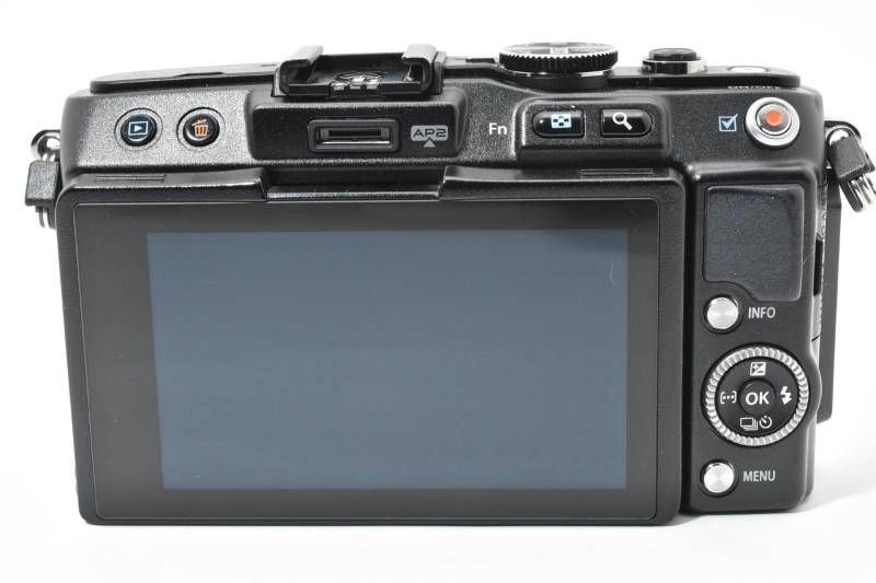 実用品 箱あり】Olympus オリンパス E-PL5 ボディ 黒 ブラック