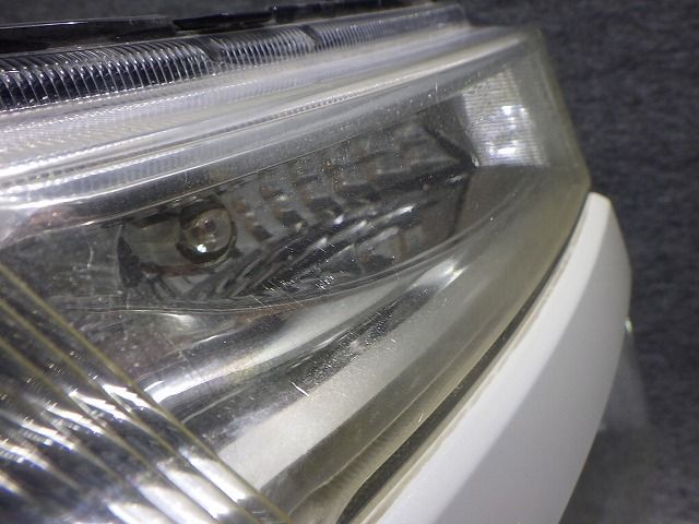 エルグランド ヘッドライト左右 HID E52 PNE52 前期 100-23009 S2
