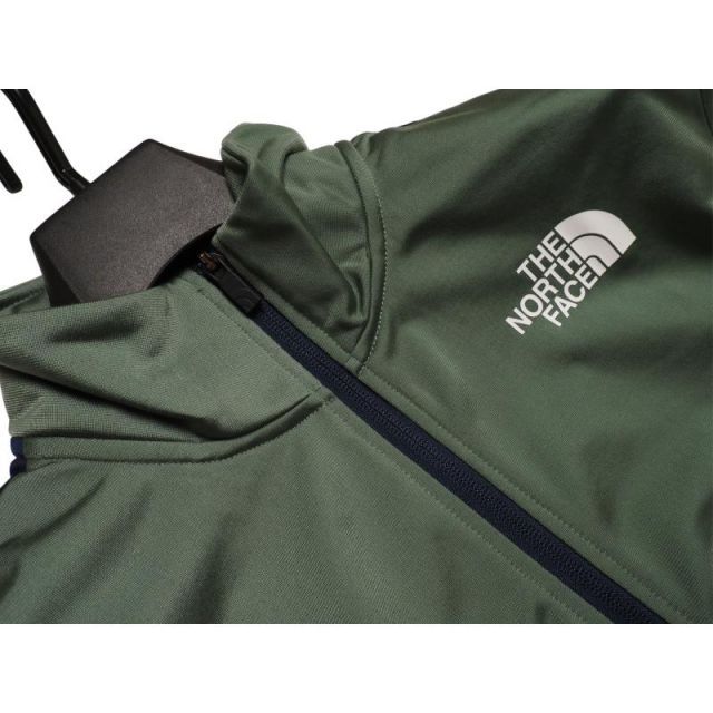 ノースフェイス★海外限定★ビッグロゴジャージ★上下★メンズ★XLカーキ(KHA) ノースフェイス☆海外限定☆ビッグロゴジャージ☆上下☆メンズ☆XL