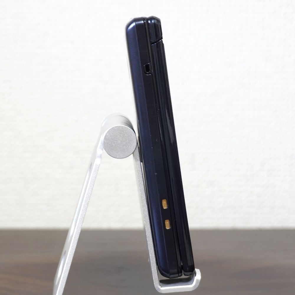 docomo AQUOSケータイ SH-02L ブラック SIMロック解除済 4G対応（VoLTE