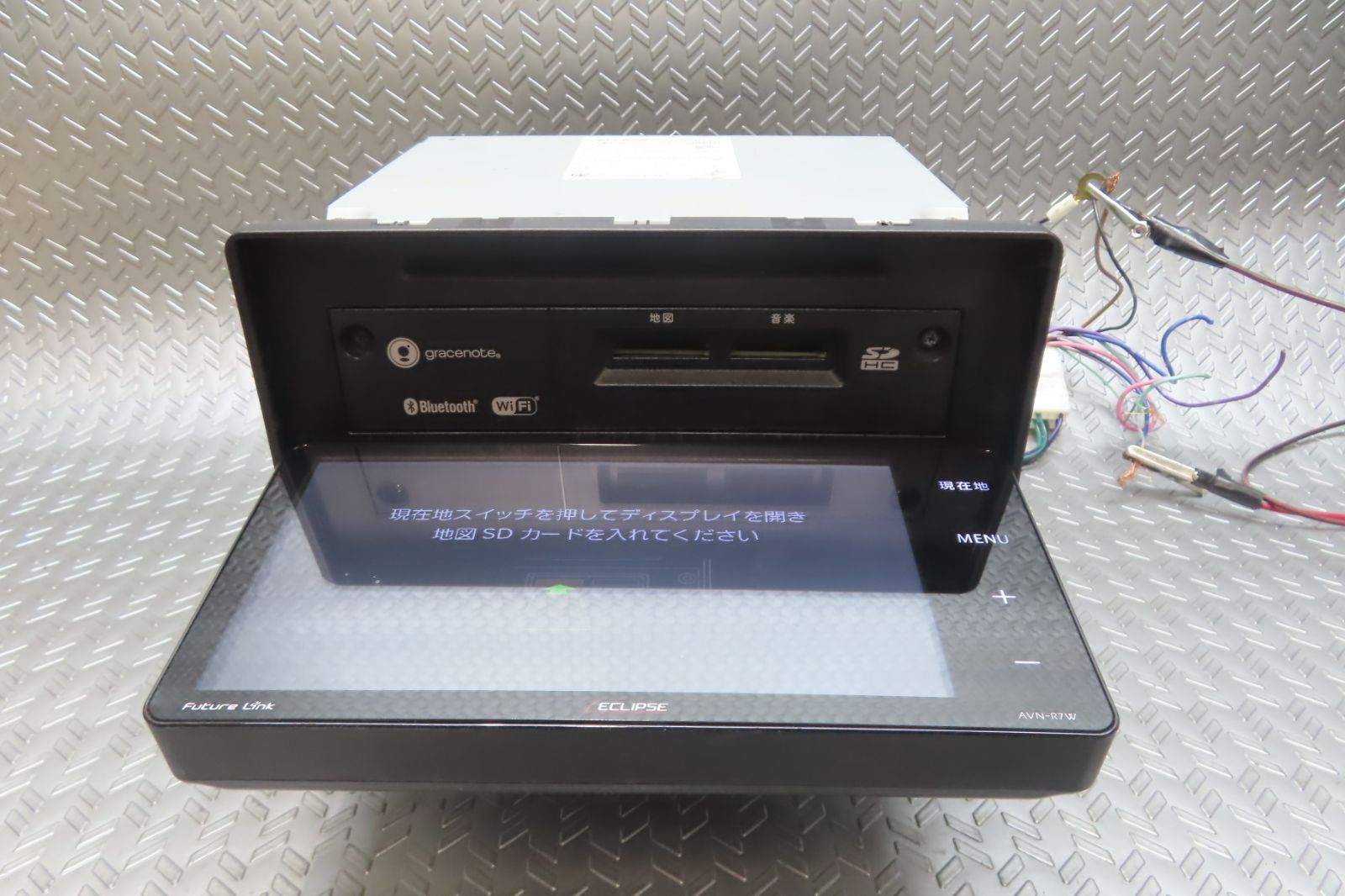 車 ECLIPSE メモリーナビ AVN-R7W DVD⁄Bluetooth⁄TV