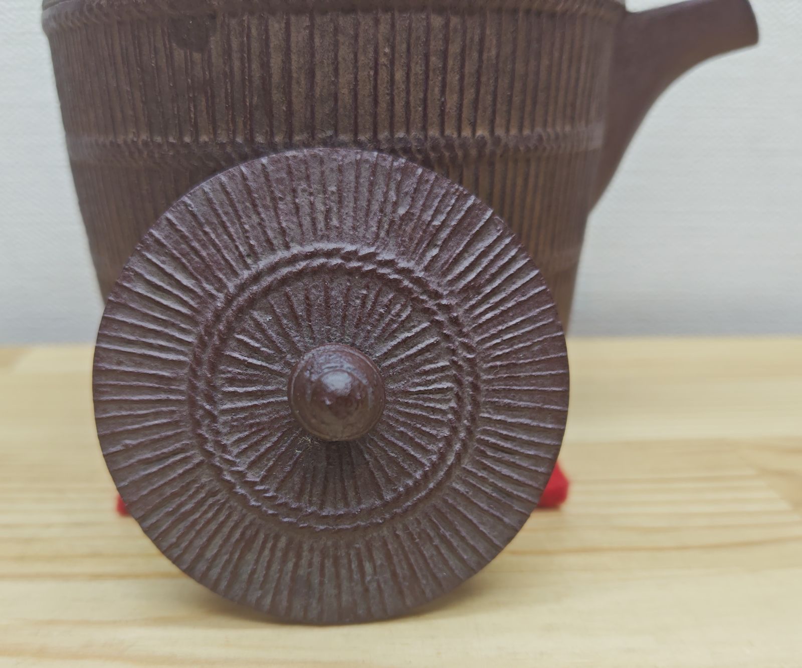 逢絢亭・中古品】茶道具 懐石道具 銚子 俵形 染付の替蓋添え 釜師 佐藤