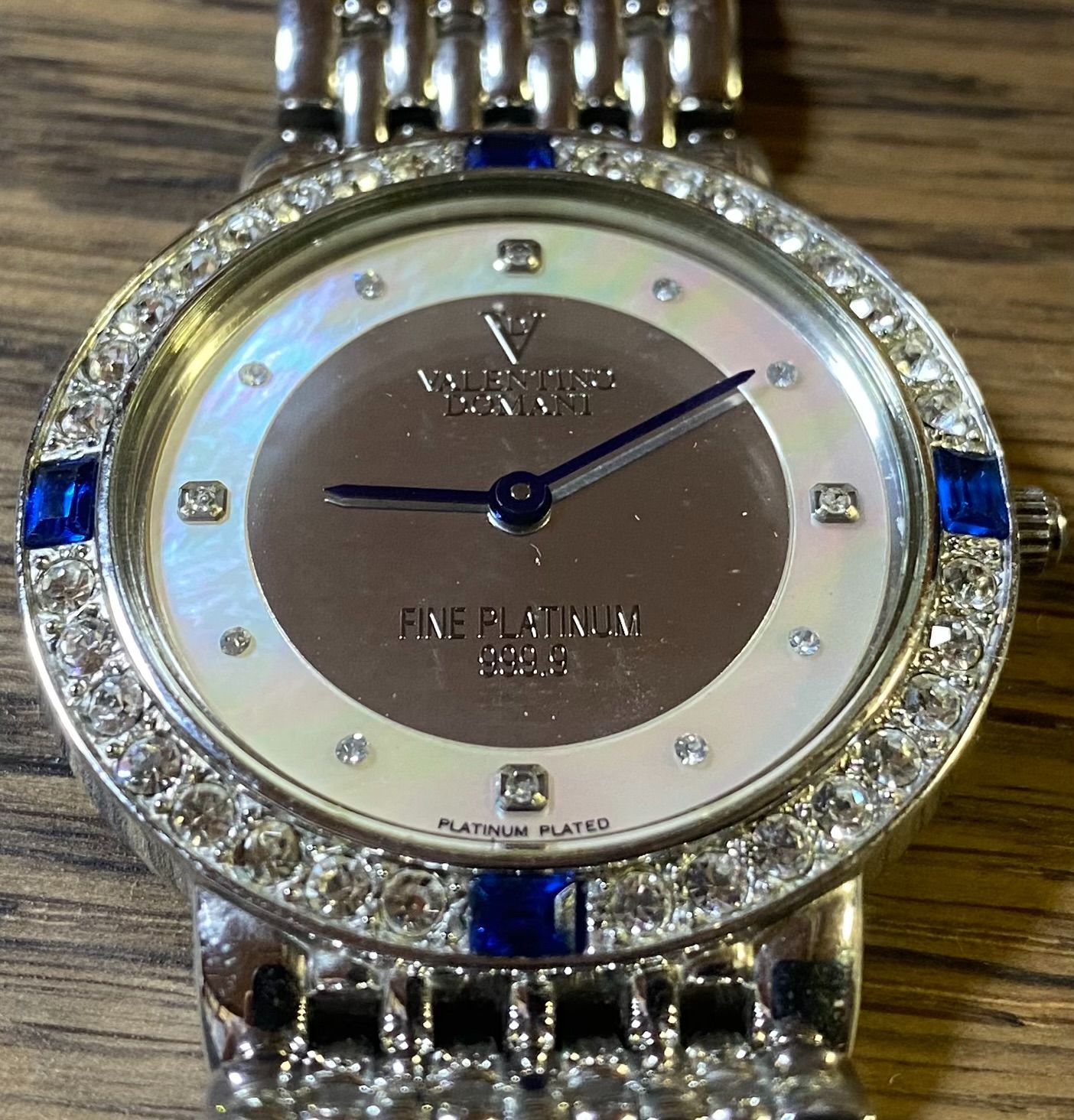 Valentino Domani 腕時計 サファイア プラチナ ジャンク品 - メルカリ