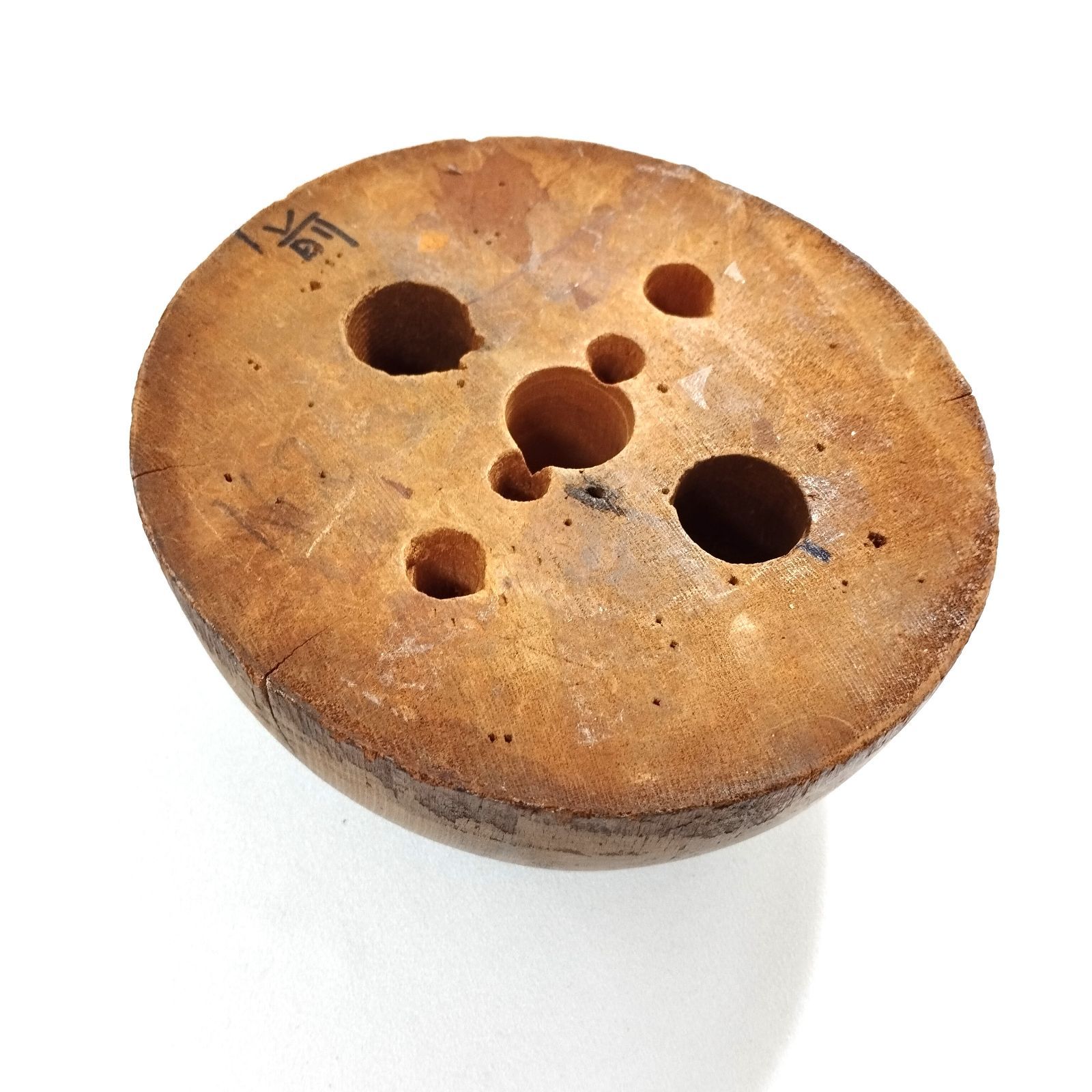 中古木型 丸クラウン 57㎝ 高さ約10㎝ NO17 - メルカリ