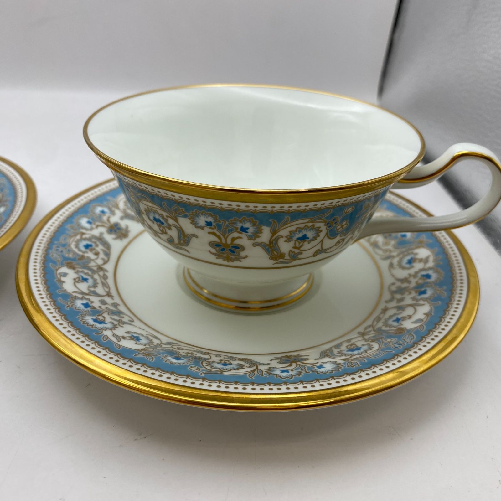 カップ＆ソーサー