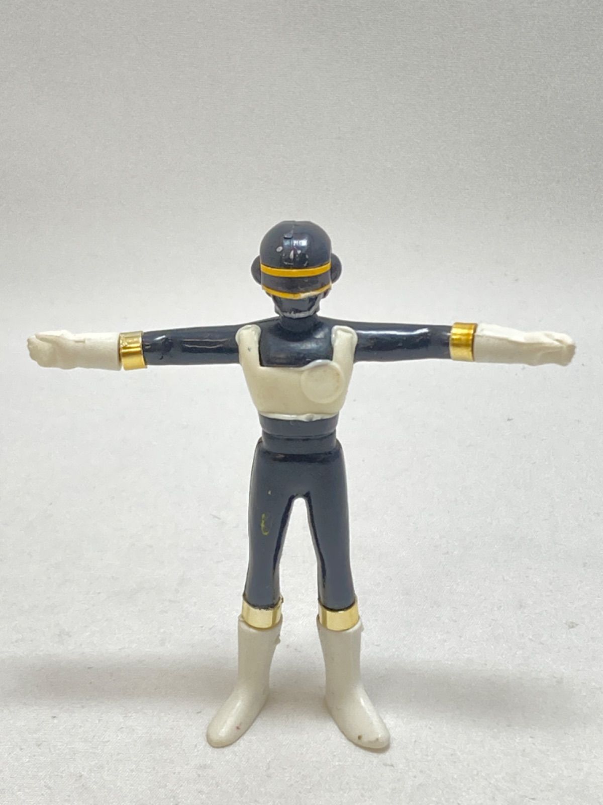 バンダイ 電撃戦隊チェンジマン チェンジグリフォン GC-24 フィギュア バンダイ 電撃戦隊チェンジマン チェンジグリフォン GC-24 フィギュア