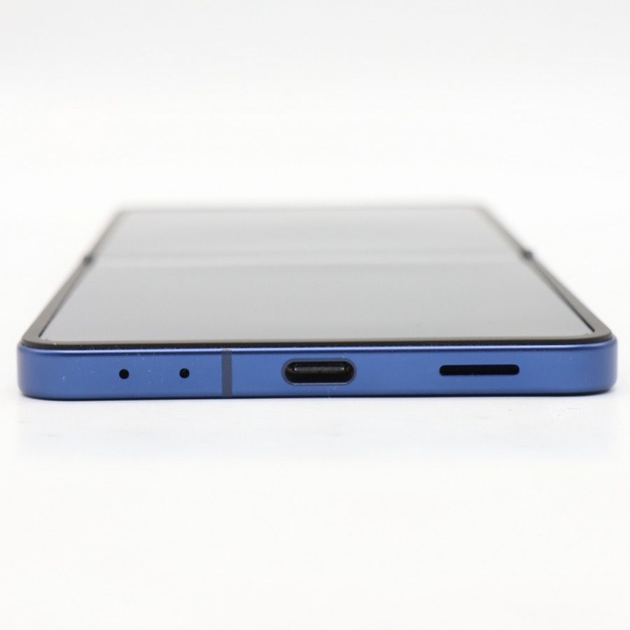 美品】SAMSUNG Galaxy Z Flip7 SM-F766Q ブルー シャドウ 国内版SIM