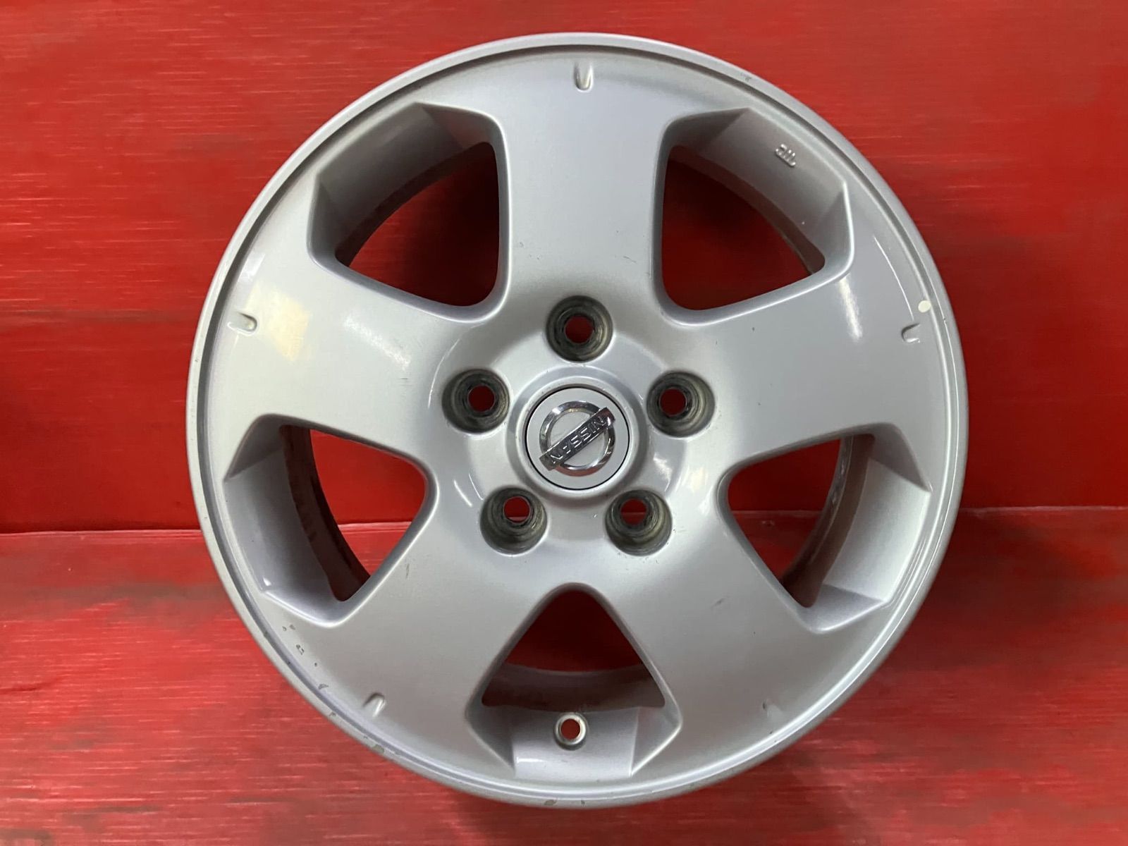 中古ホイール[15x5.5+45 114.3/5H 日産 C25セレナ純正] 4本SET - メルカリ