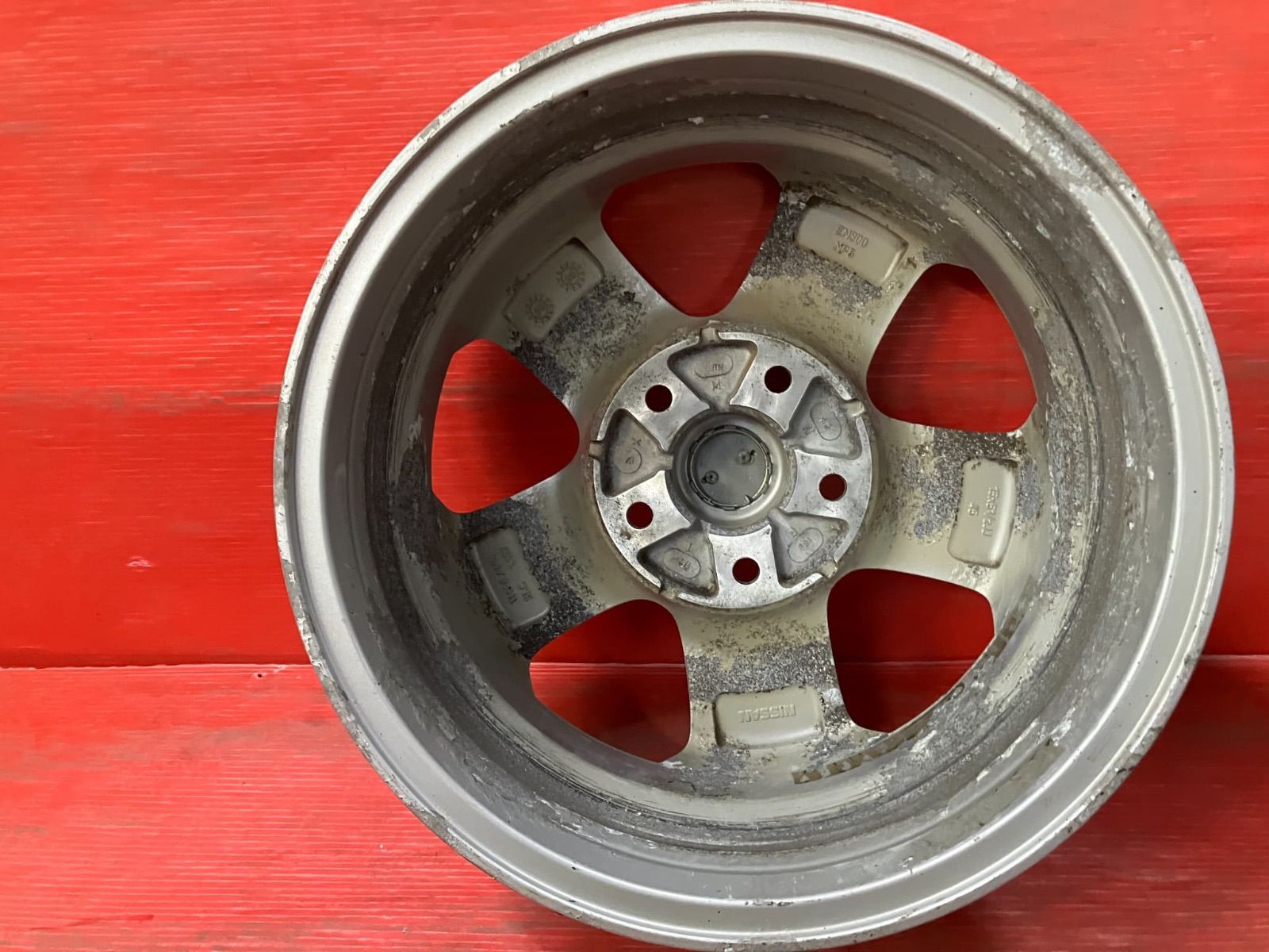 中古ホイール[15x5.5+45 114.3/5H 日産 C25セレナ純正] 4本SET - メルカリ