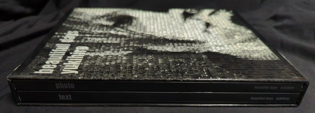 yukihiro(L'Arc～en～Ciel) 2011年/完全受注限定生産(写真集+証言集