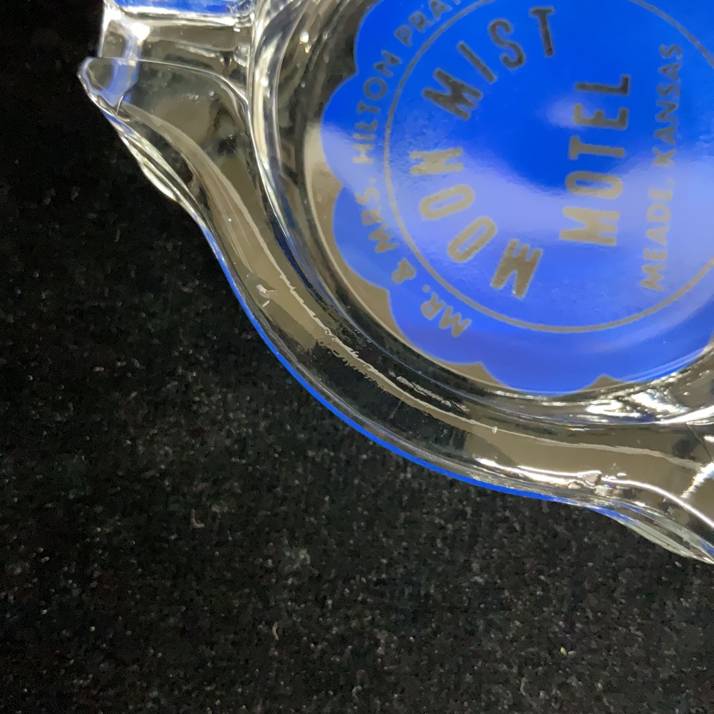 Moon Mist Motel Glass Ashtray アンティーク ヴィンテージ ガラス灰皿