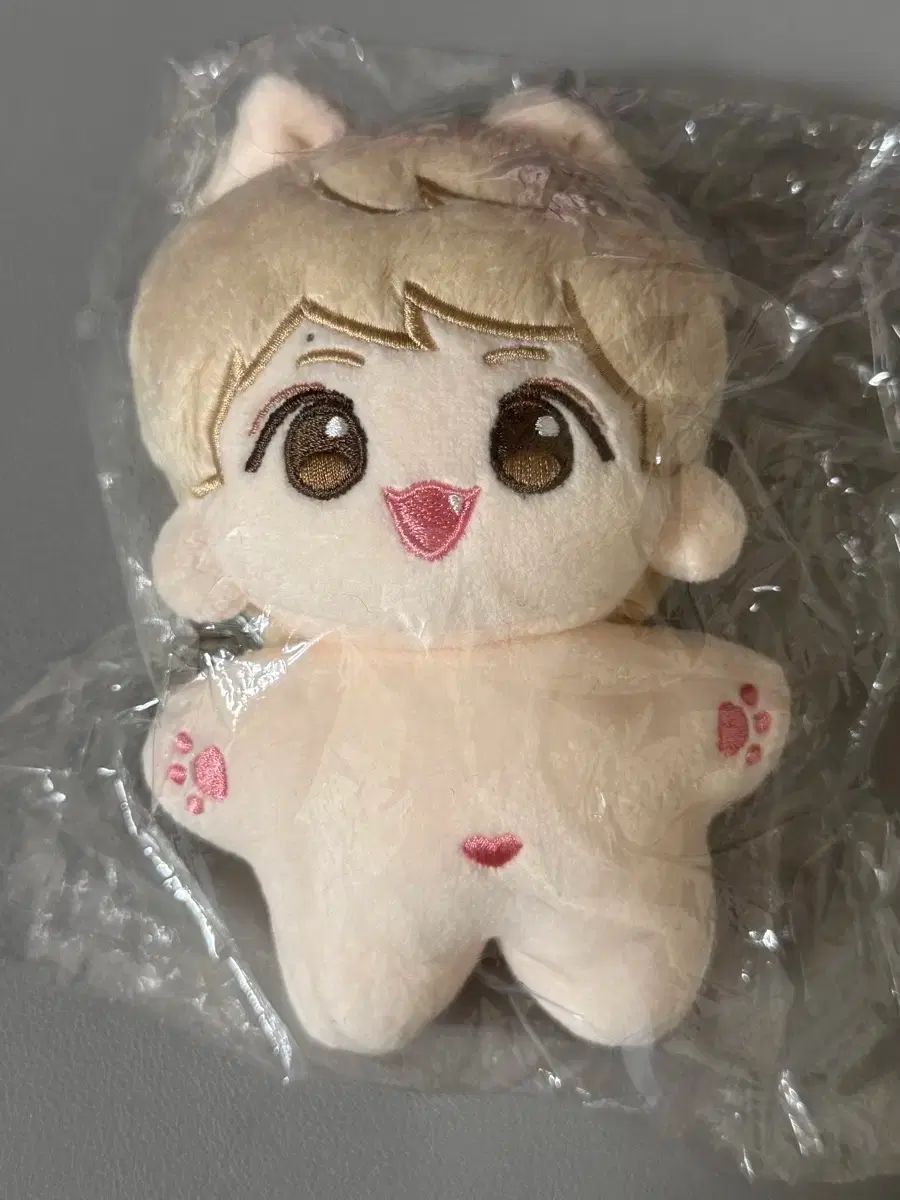 NCT ドリーム ロンジュン ぬいぐるみ 出品 - メルカリ